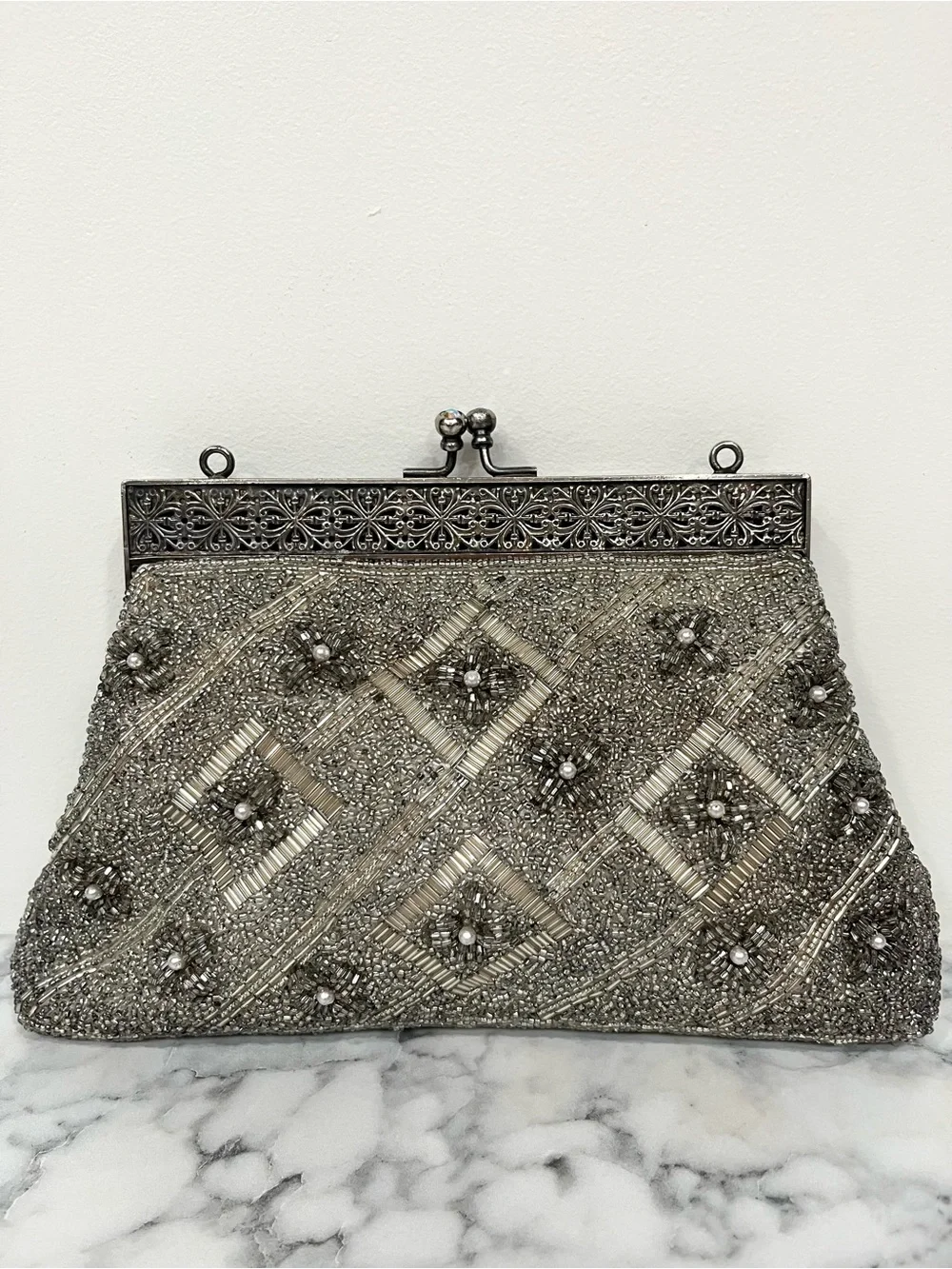 Vintage silver beaded evening clutch ornate filigree metal kissing lock clasp